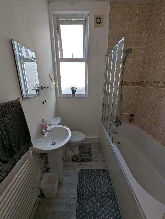 1 Bedroom Flat In Gravesend Extérieur photo