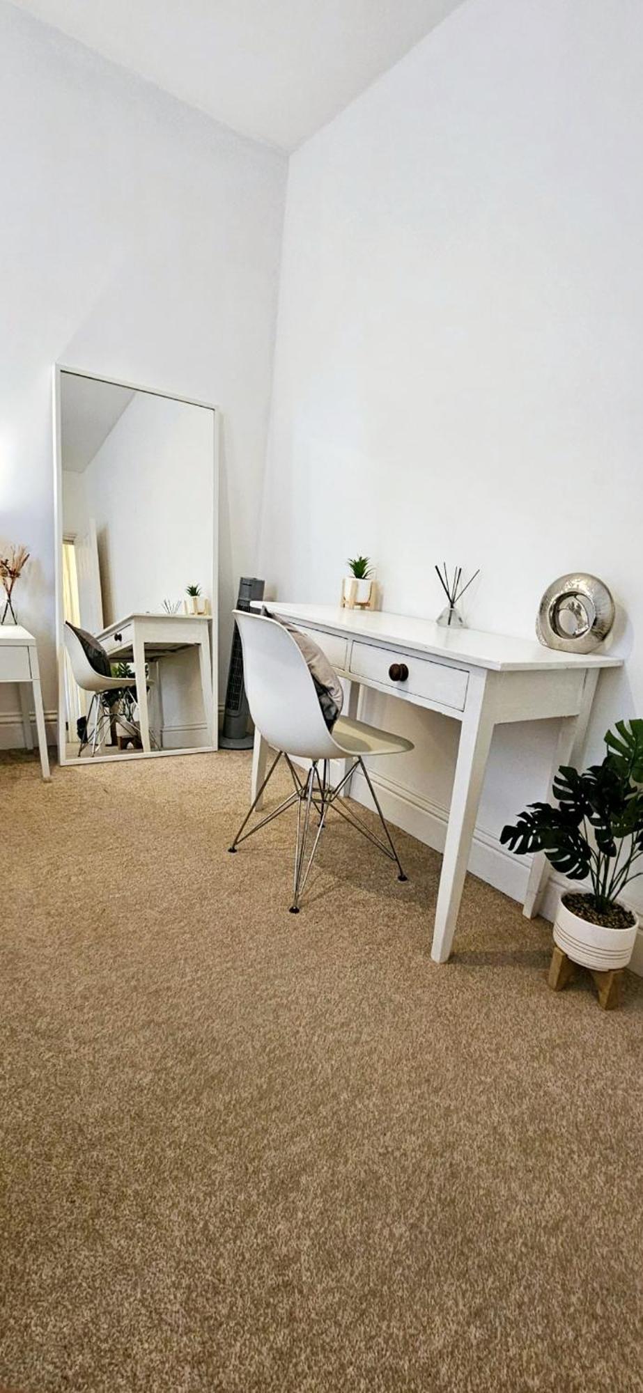 1 Bedroom Flat In Gravesend Extérieur photo